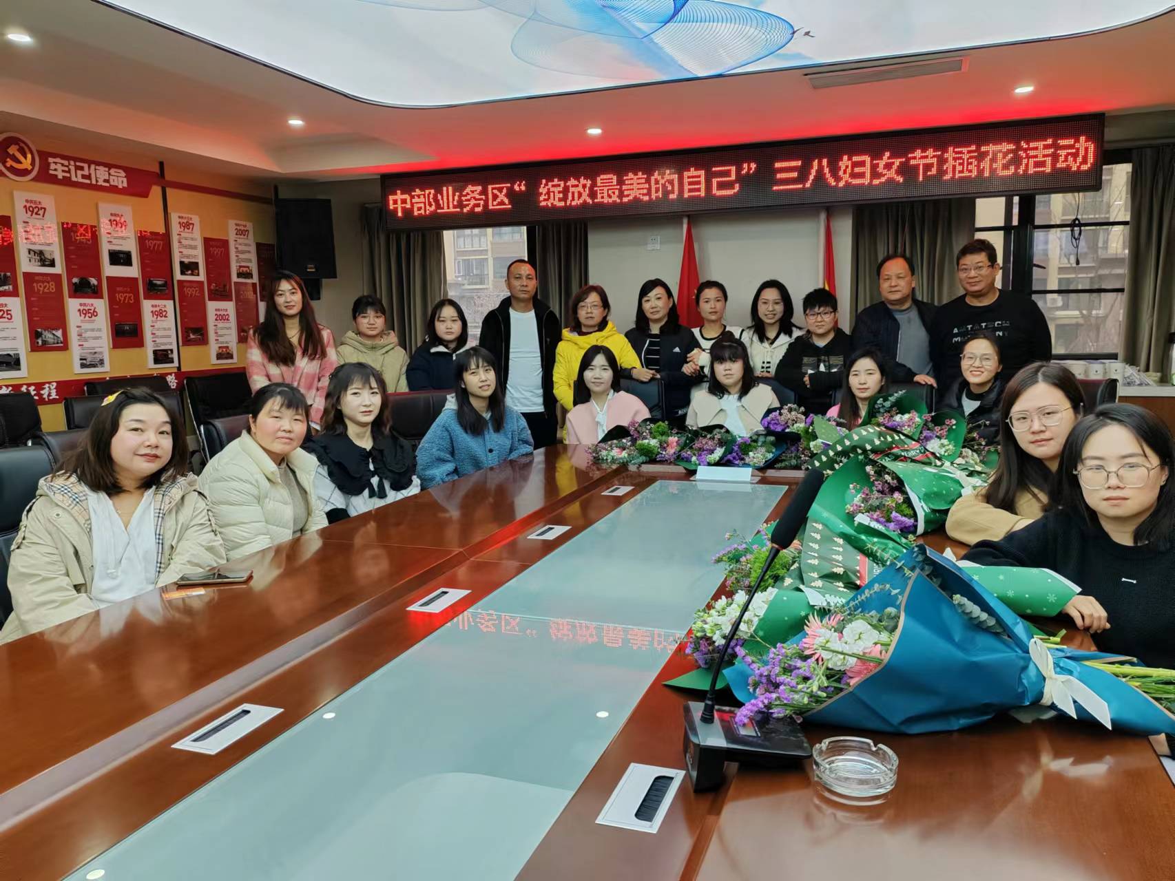 Լ-- k8ӮһвҵμӼ˺ֱû չ廨